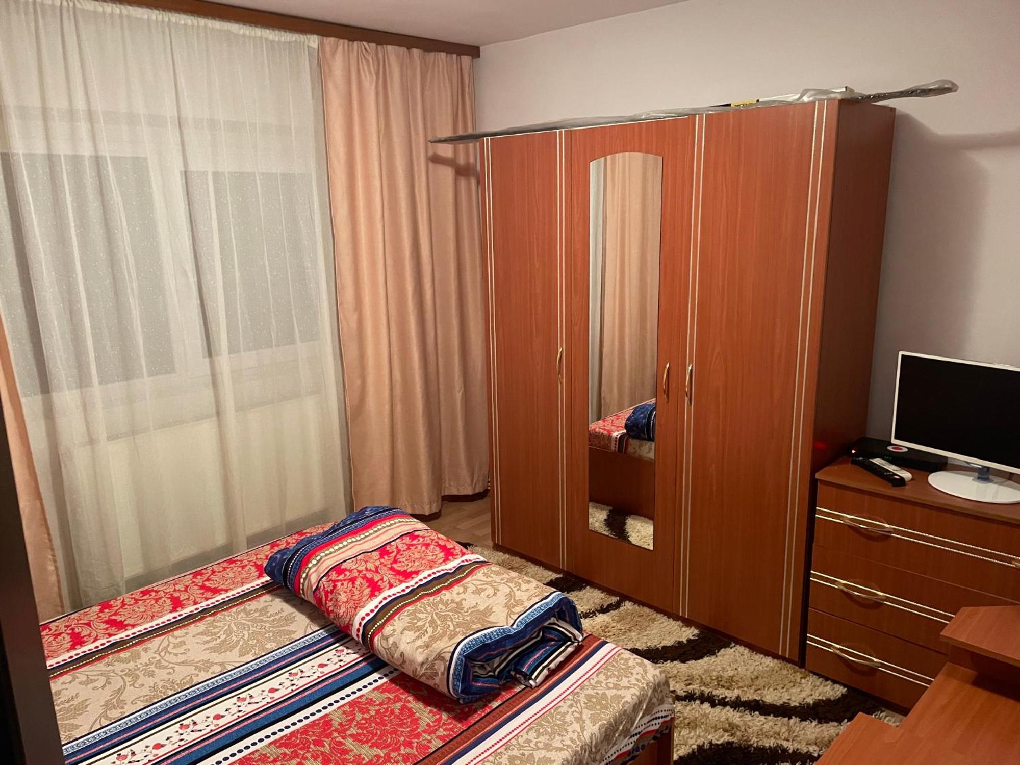 Apartament Petroşani Εξωτερικό φωτογραφία